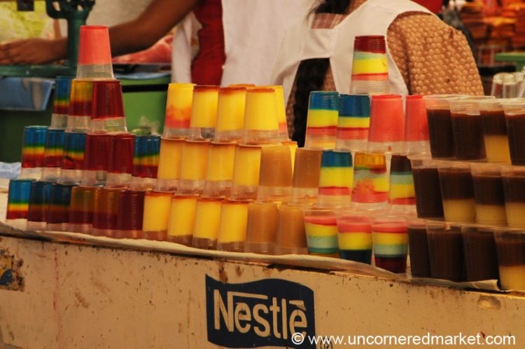 Rainbow Colored Gelatin - Sucre