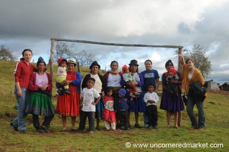 Team Kiva-Espoir - Outside Cuenca, Ecuador