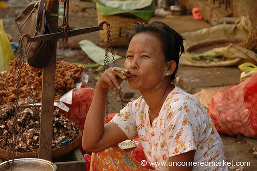 Local customs in Rangoon