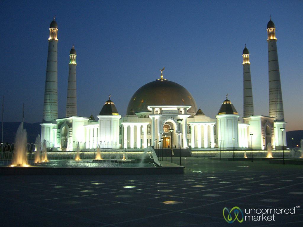 Central Asia Guide - Ashgabat Mosque, Turkmenistan