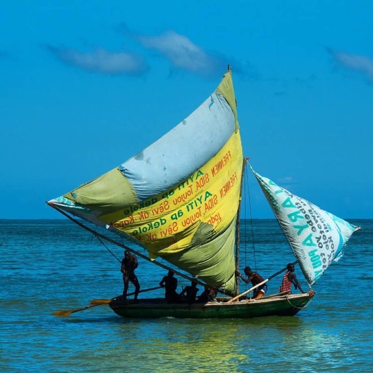 Haiti Travel, Boat