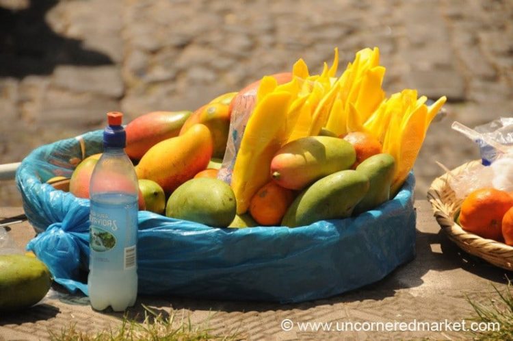 Travel Health Tips, Avoid Peeled Fruit