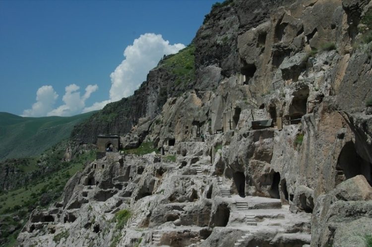 Georgia Travel, Vardzia caves and churches