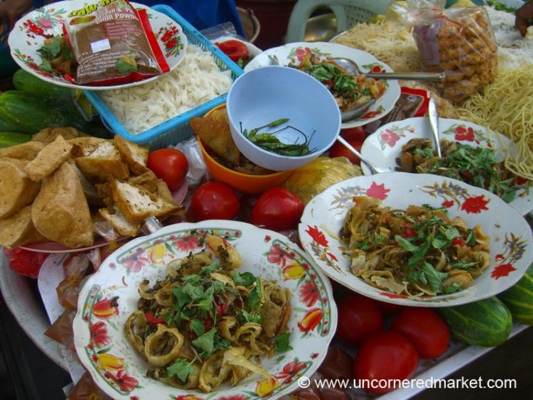 Burmese Street Food - Rangoon, Myanmar