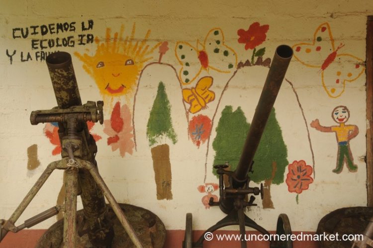 El Salvador Travel, Perquin War Murals