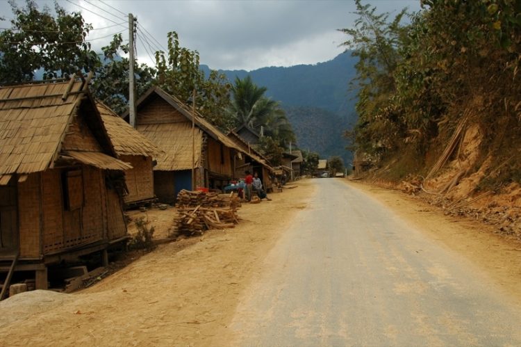 Laos Travel, Trekking in Nong Khiaw