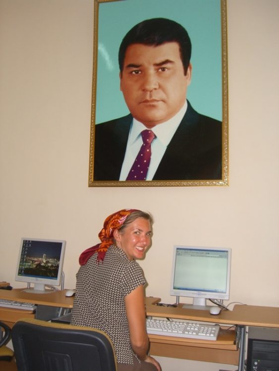Turkmenistan Travel, Internet