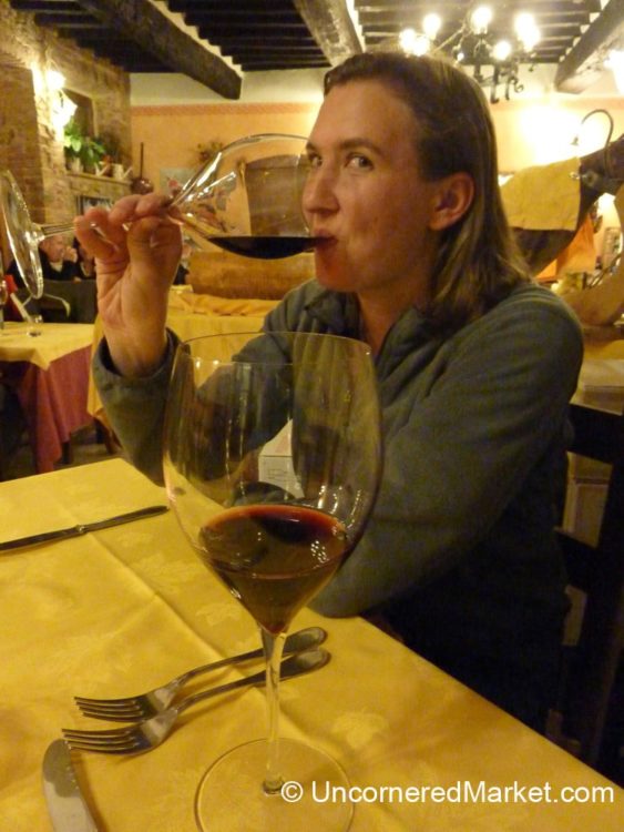 Italian wine, rosso di montepulciano