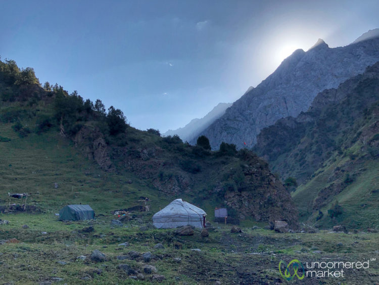Alay Mountains Trekking Guide, Ak-Tor Pass Trek Yurt Camp
