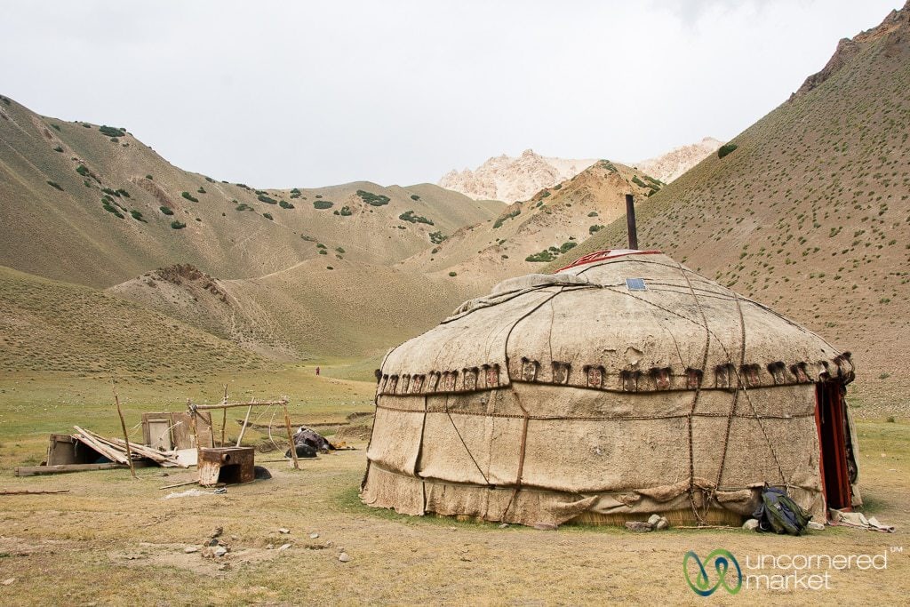 Trekking in the Alay Mountains, Kyrgyzstan - Yurt Stay