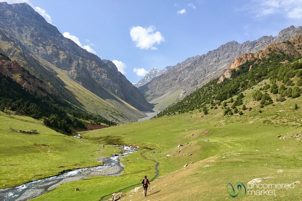 Trekking in the Alay Mountains, Kyrgyzstan 