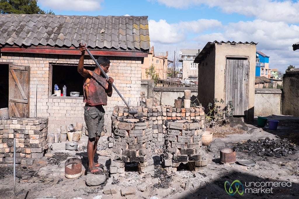 Madagascar Travel, Artisans and Craftspeople