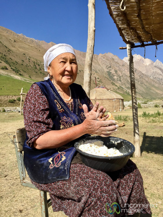 Alay Region Travel Guide, Cultural Tour of Yurt Camp - southern Kyrgyzstan